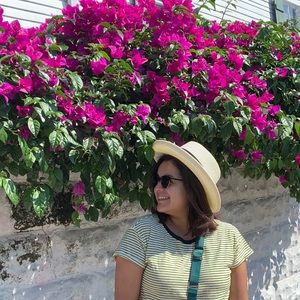 Meet your Posher, Kelly